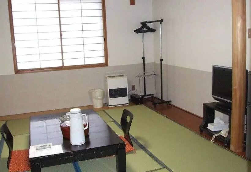 هتل Yuzawa Yuzawa