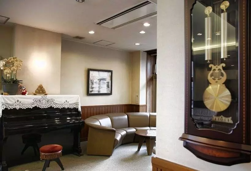 هتل Yuzawa Yuzawa