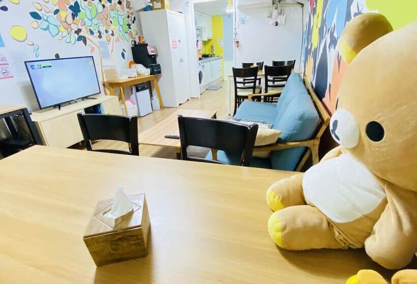 Пансион Aroha Guesthouse Seoul Station