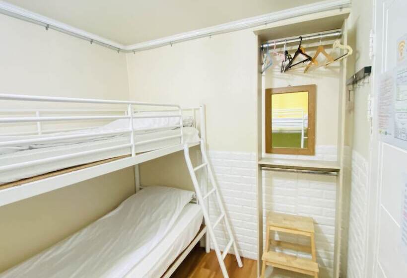 Пансион Aroha Guesthouse Seoul Station