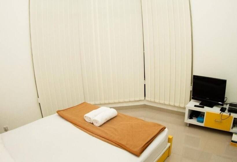 פנסיון Omah Sastro