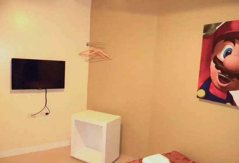 Tr3ats Guest House Bohol Hostel