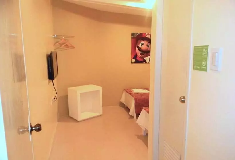 Tr3ats Guest House Bohol Hostel