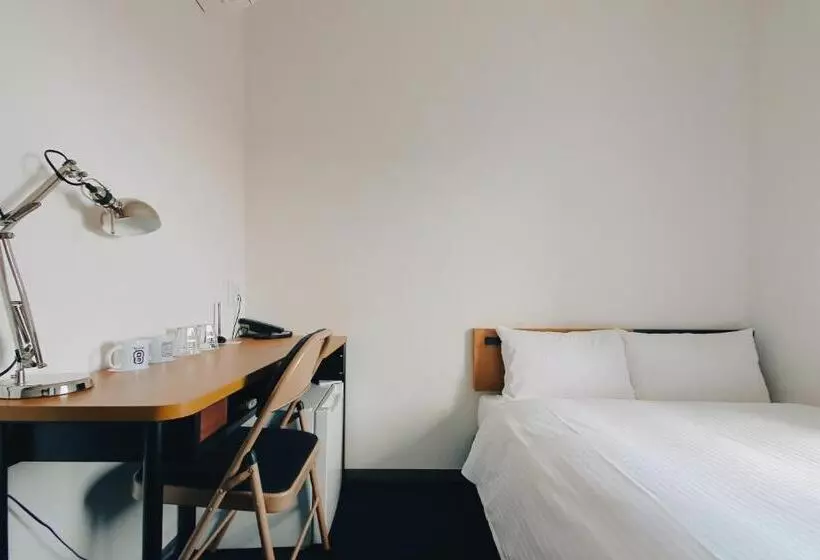 8 Hotel Shonan Fujisawa