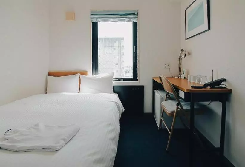 8 Hotel Shonan Fujisawa