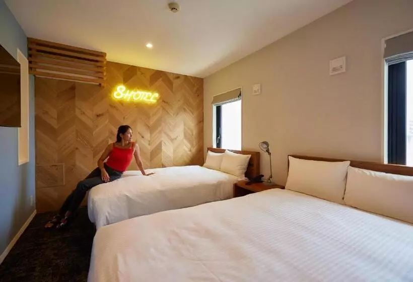 8 Hotel Shonan Fujisawa