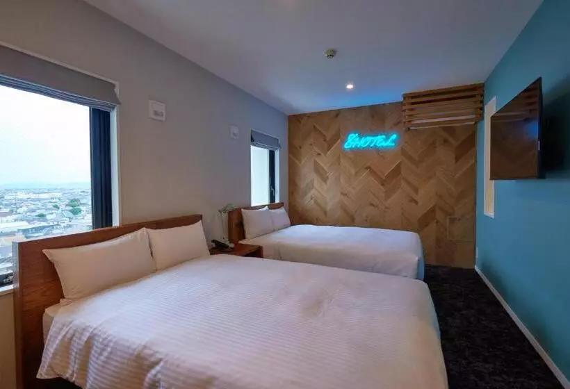 8 Hotel Shonan Fujisawa