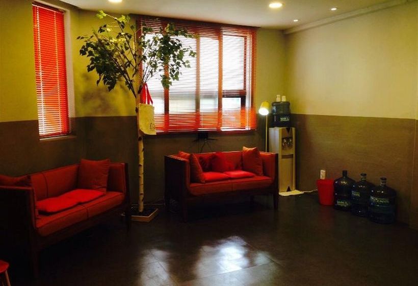 ユースホステル Egg House Sokcho Guesthouse