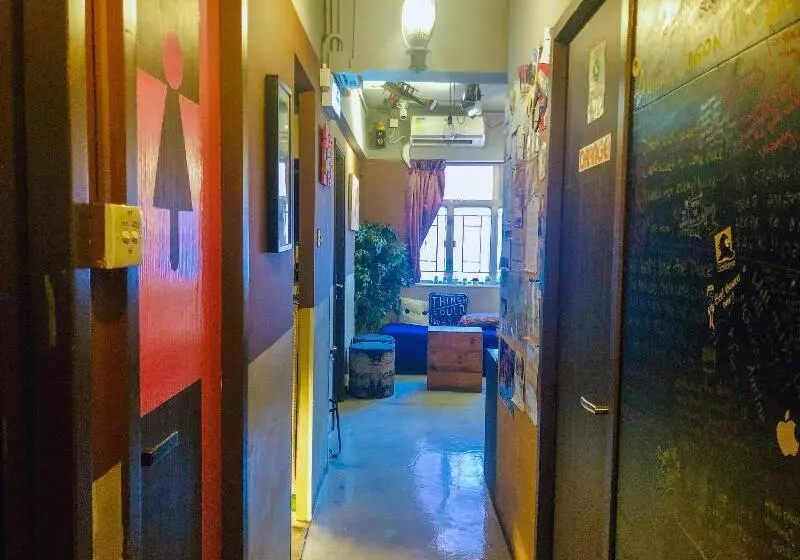 Apple Inn  Tsim Sha Tsui  Hostel