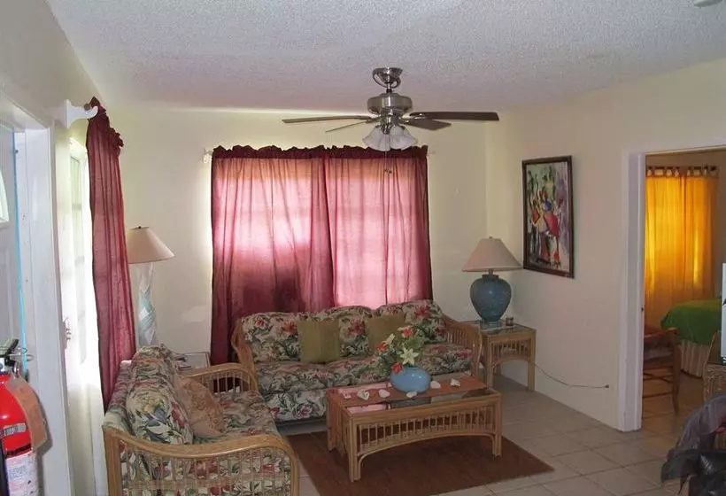 Eldemire's Tropical Island Inn