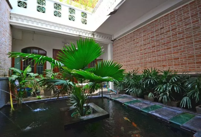 Hotel 99 Oldtown Boutique Guesthouse Sha Extra Plus