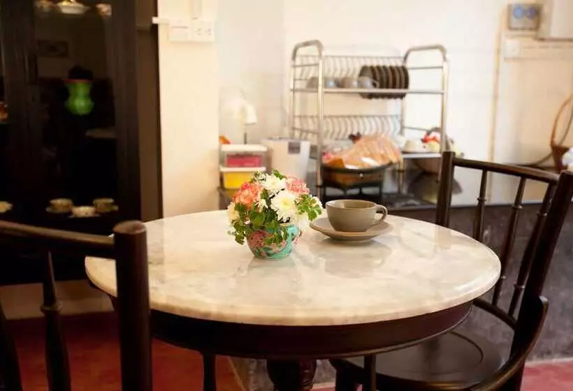 Hotel 99 Oldtown Boutique Guesthouse Sha Extra Plus