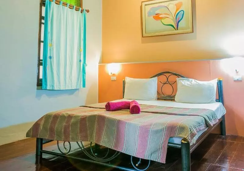 Hotel 99 Oldtown Boutique Guesthouse Sha Extra Plus