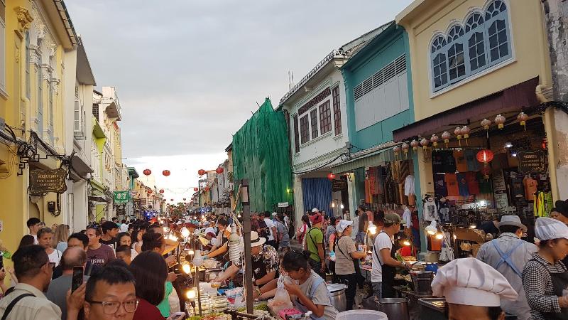 هتل 99 Oldtown Boutique Guesthouse Sha Extra Plus