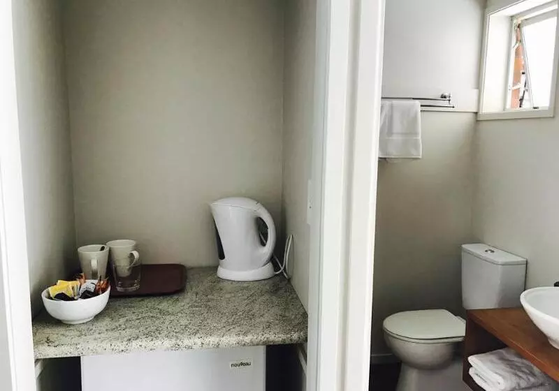 호텔 Bridgehouse Lodge