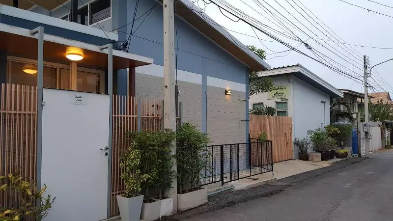 Отель Daddy S Home Huahin