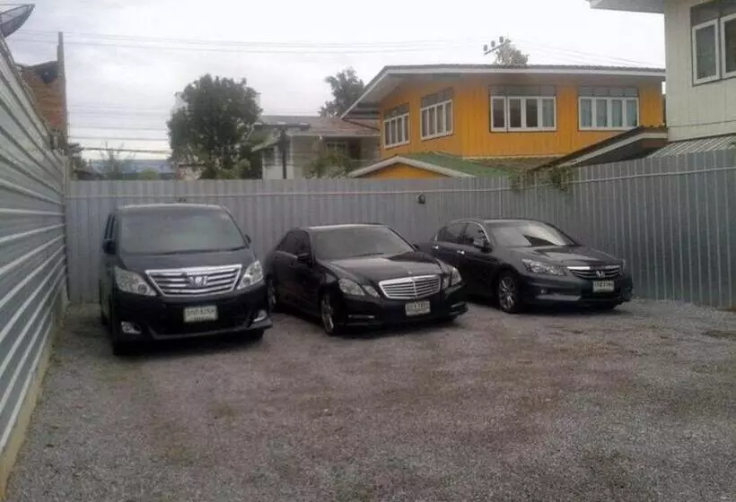 Отель Daddy S Home Huahin