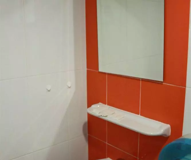 هتل Don Mueang Airport Modern Bangkok