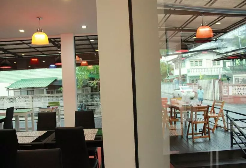 هتل Don Mueang Airport Modern Bangkok