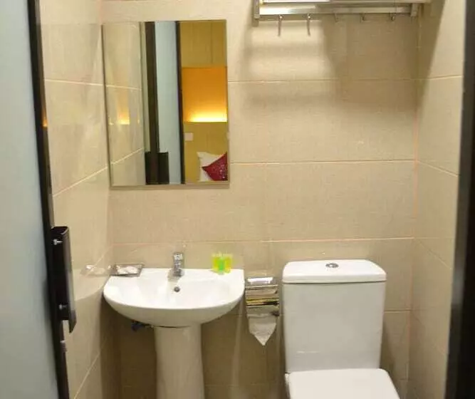 Eazy Hotel At Ampang