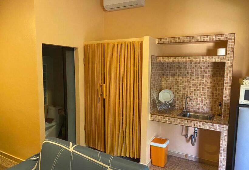 Отель Tropical Garden Kamala Resort