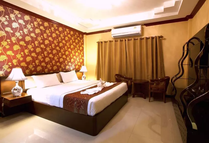 Отель Katesiree Residence