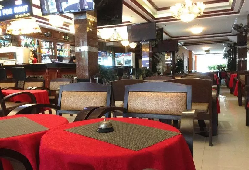 Отель Katesiree Residence