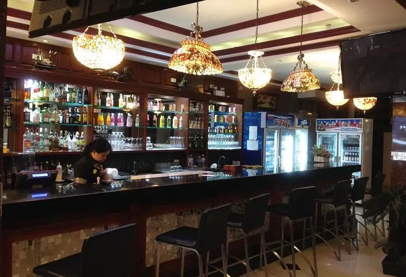 Отель Katesiree Residence