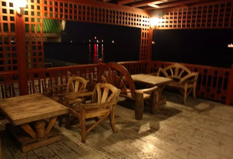 Отель Mod Guesthouse Huahin