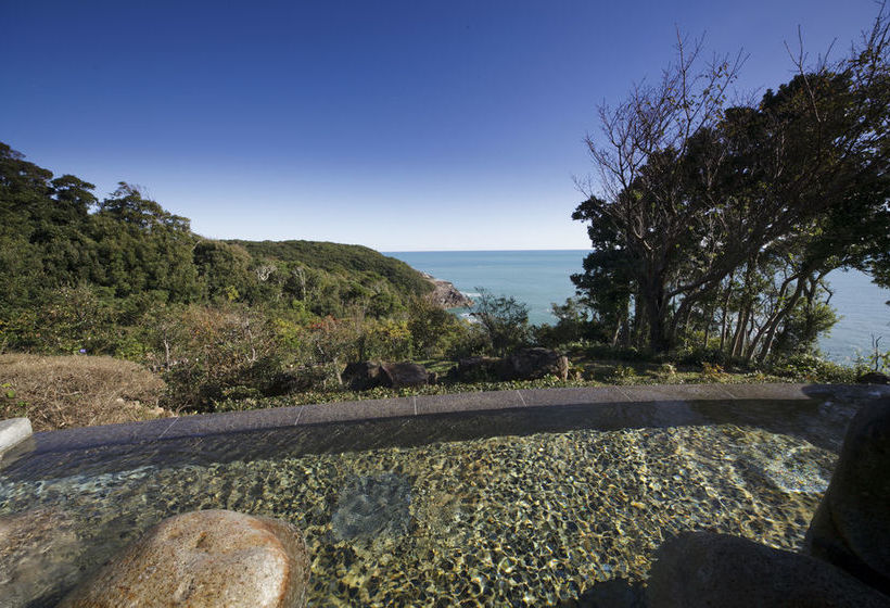 فندق Kyukamura Nanki Katsuura