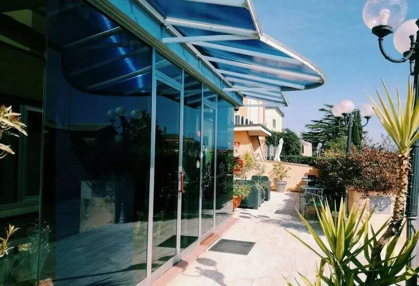 בית מלון כפרי One