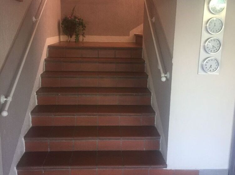 בית מלון כפרי One