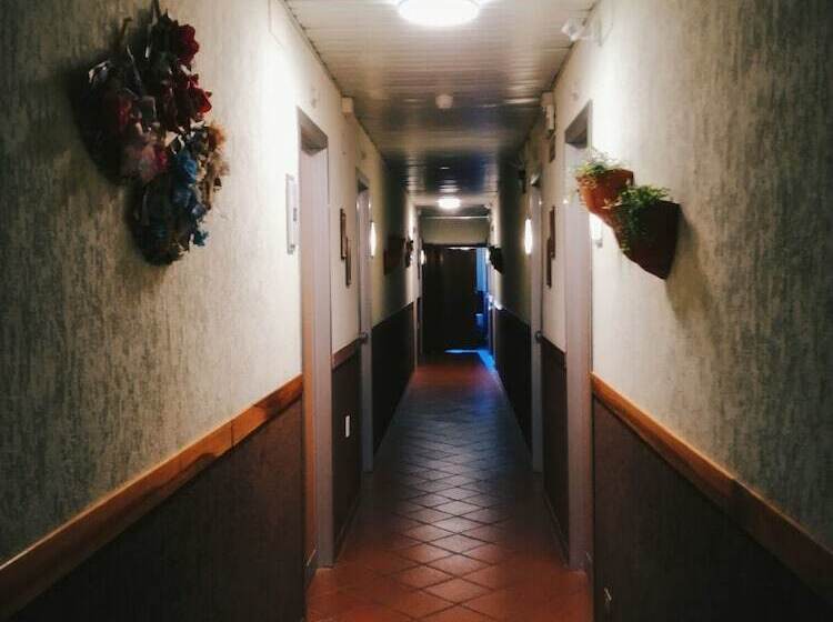 בית מלון כפרי One