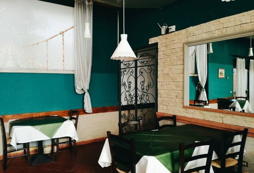 בית מלון כפרי One