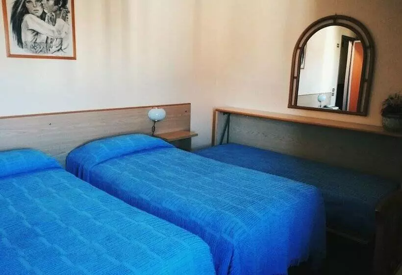 בית מלון כפרי One