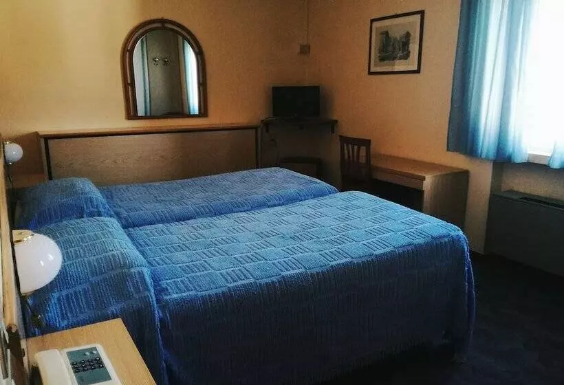 בית מלון כפרי One