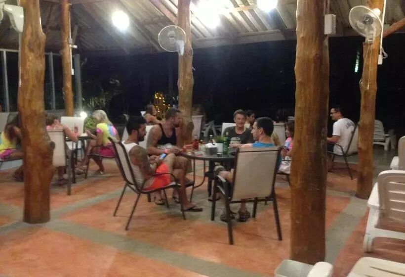 호텔 Sea Gate Beach Resort