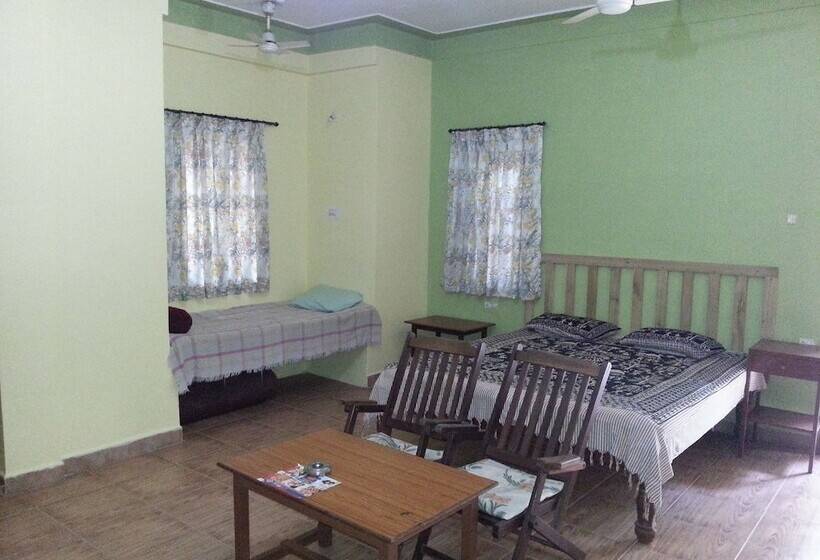 ペンション Albenjoh Guest House