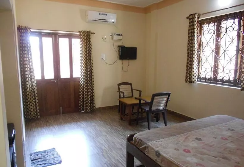 Pensionat Albenjoh Guest House