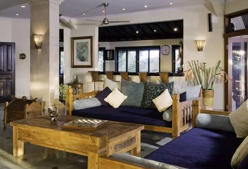 אתר נופש Anyar Estate