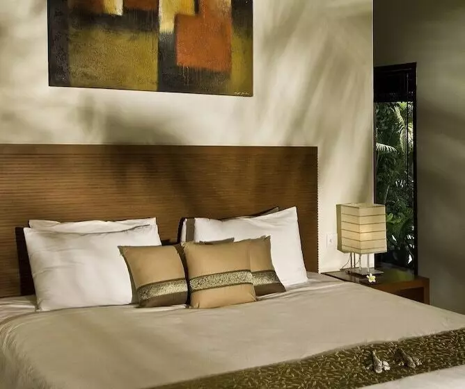 אתר נופש Anyar Estate