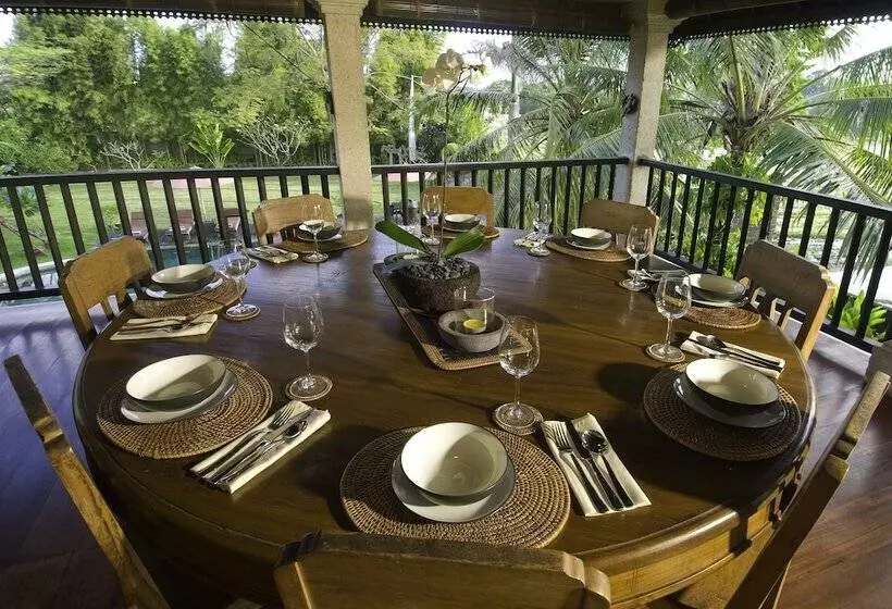 אתר נופש Anyar Estate