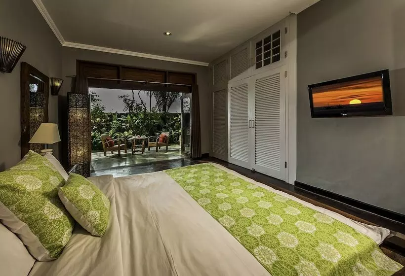 אתר נופש Anyar Estate