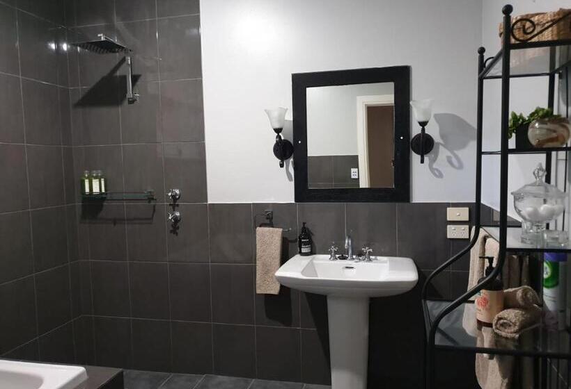 Amy S House Bed & Breakfast