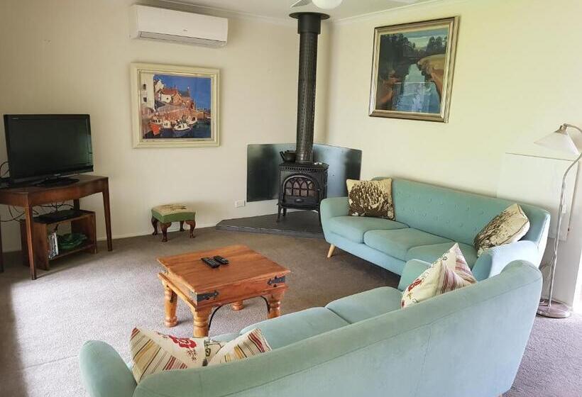 Amy S House Bed & Breakfast