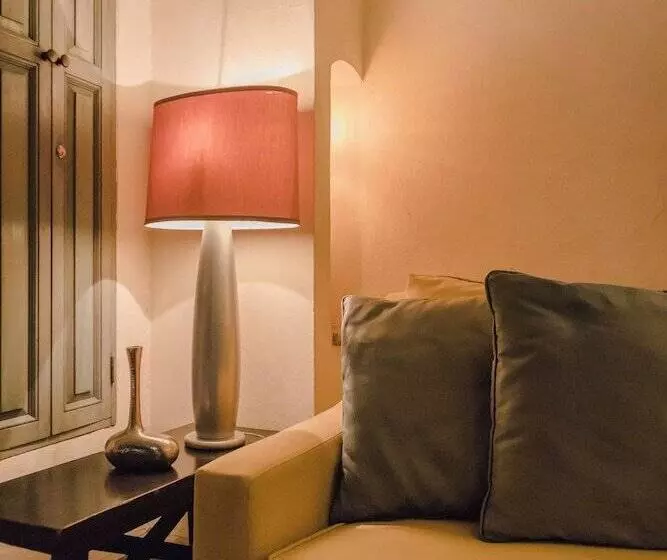 تختخواب و صبحانه Casa Florida