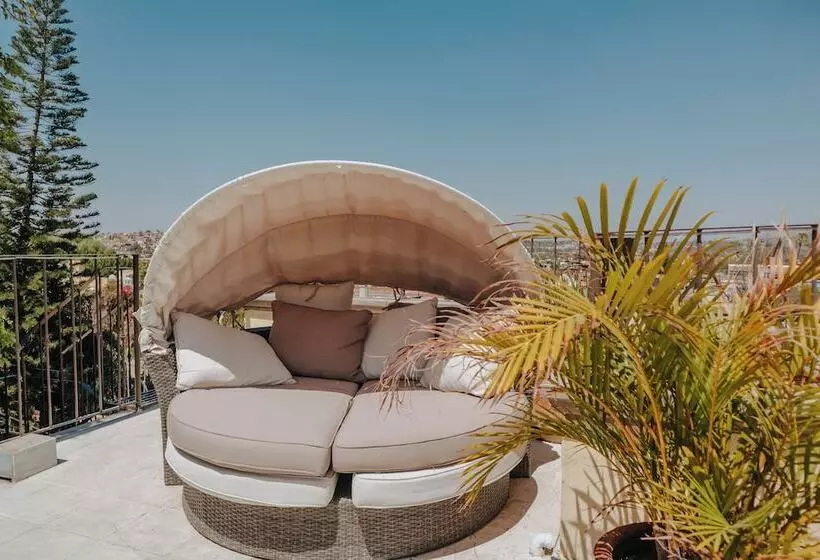 تختخواب و صبحانه Casa Florida