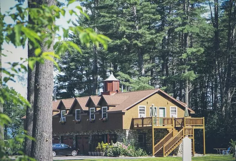 צימר Old Saco Inn