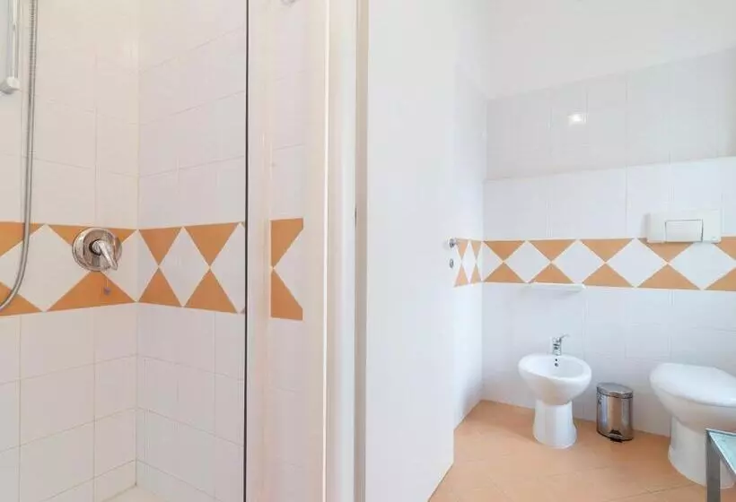 Отель Affittacamere Art Rooms