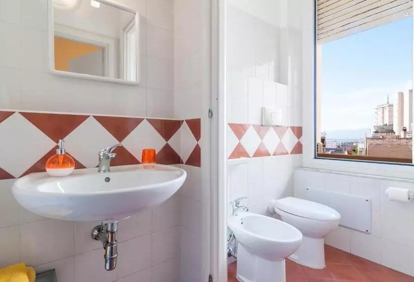 Отель Affittacamere Art Rooms